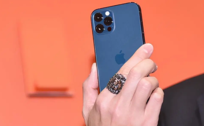 北大镇苹果手机维修分享iPhone12系列重启方法教程 